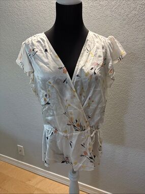 White Jouse Black Market White Floral 100% Silk Wrap Peplum Top - Women's